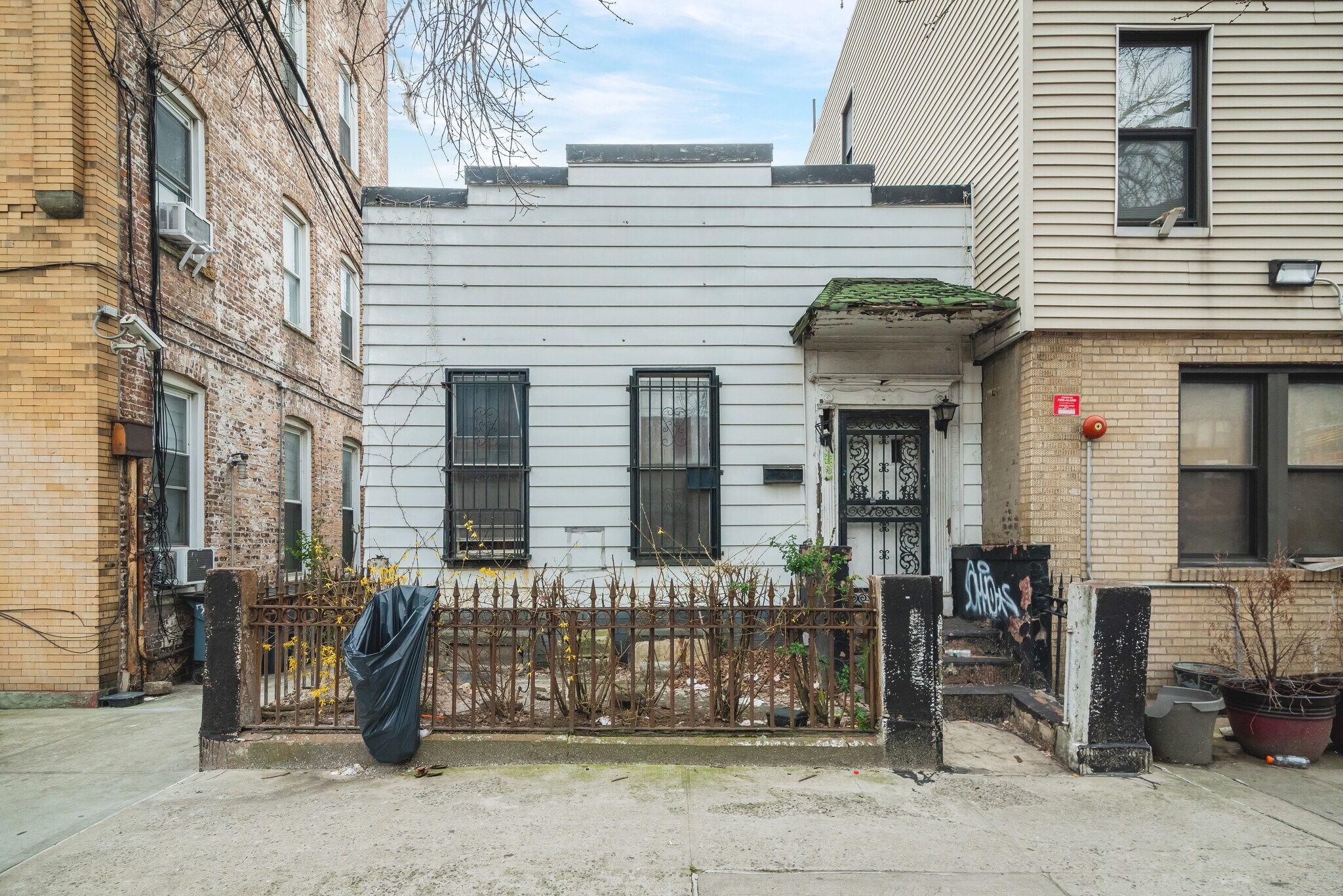 3010 38th Ave, Long Island City, NY for Sale