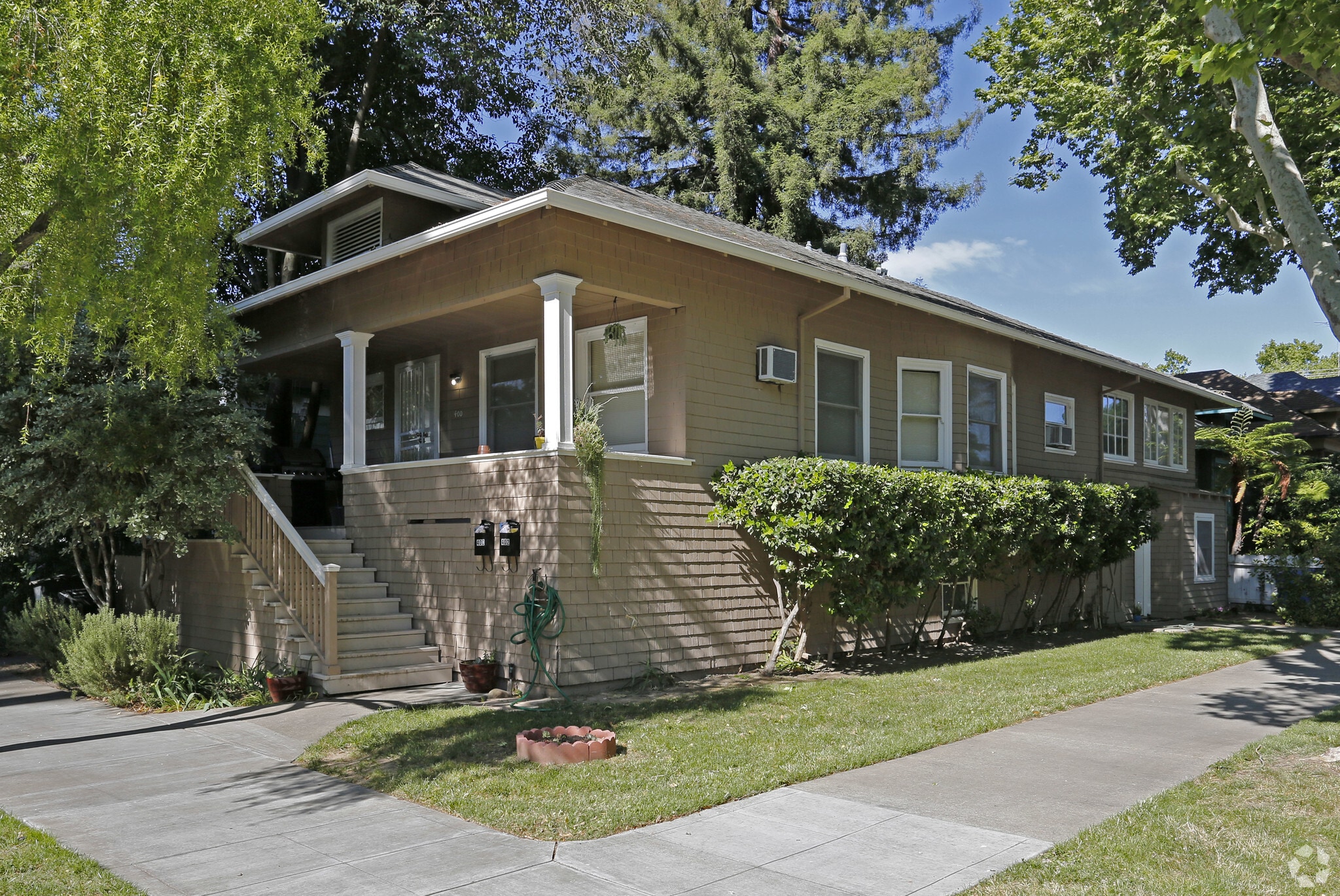 400-402 21st St, Sacramento, CA for Sale