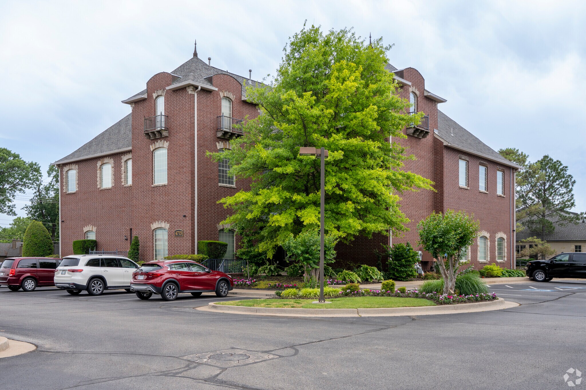 4715 E 91st St, Tulsa, OK for Rent
