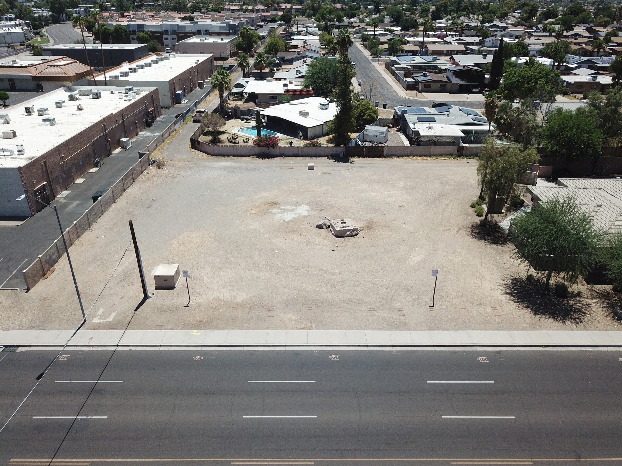2901 W Cactus Rd, Phoenix, AZ for Sale