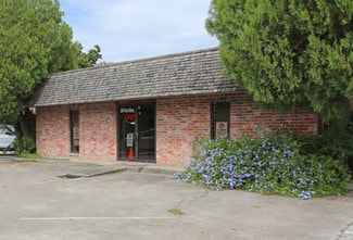 Tomball, TX Freestanding - 208 E Main St