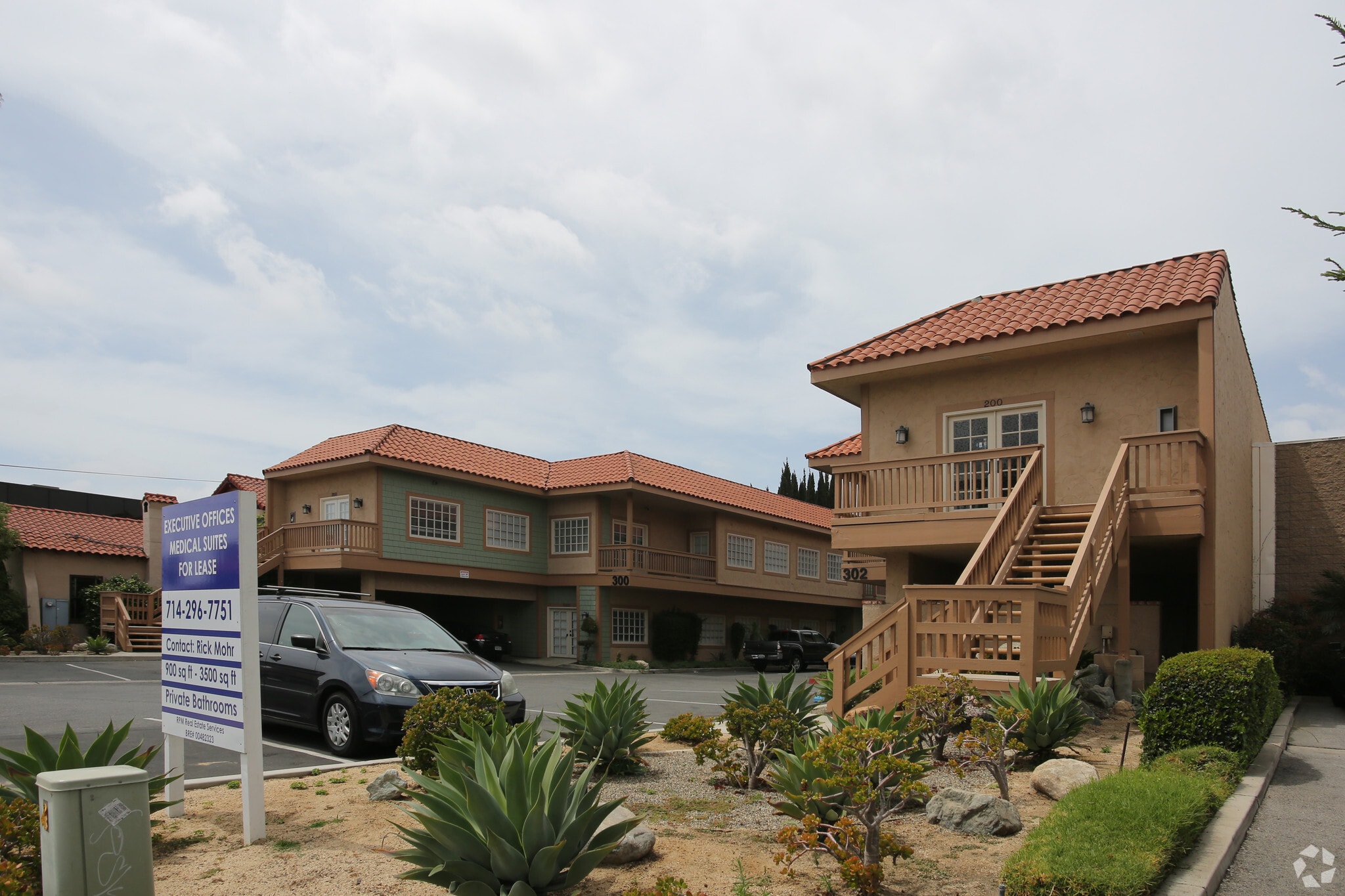 300-302 N Tustin Ave, Santa Ana, CA for Rent