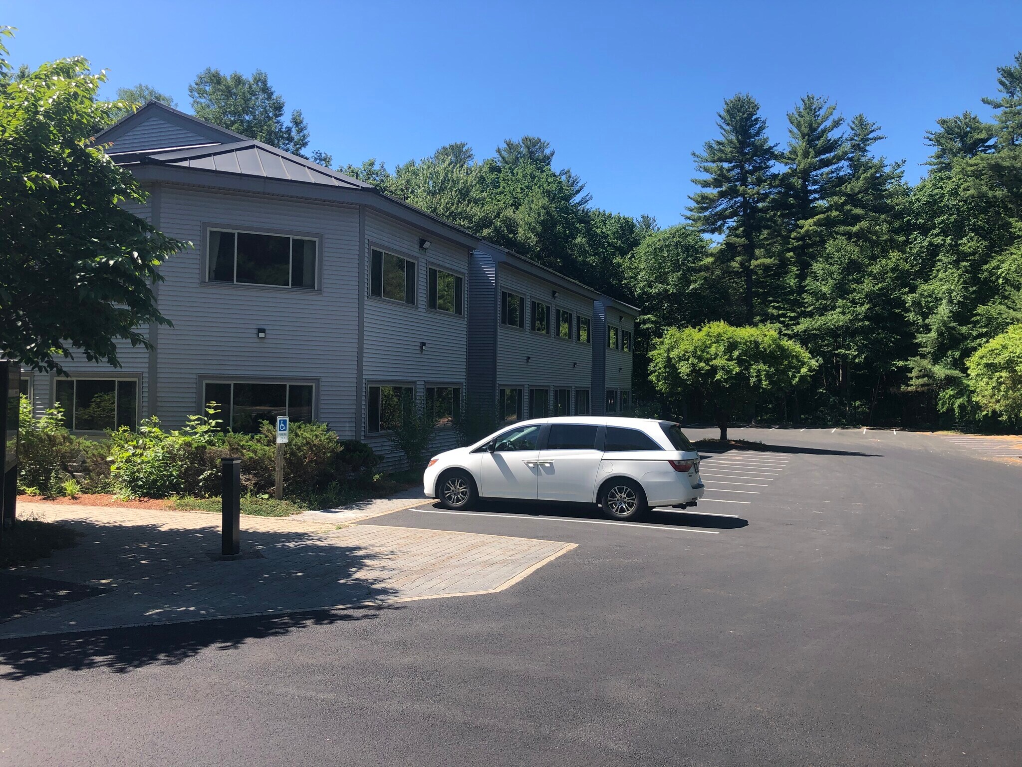 1740 Massachusetts Ave, Boxborough, MA for Rent