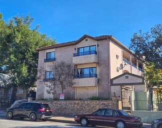 Pasadena, CA Apartments - 1590 N Fair Oaks Ave