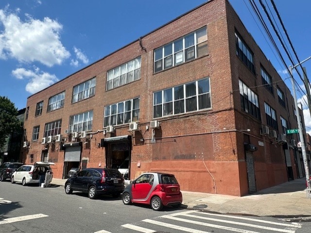 175 Walnut Ave, Bronx, NY for Rent