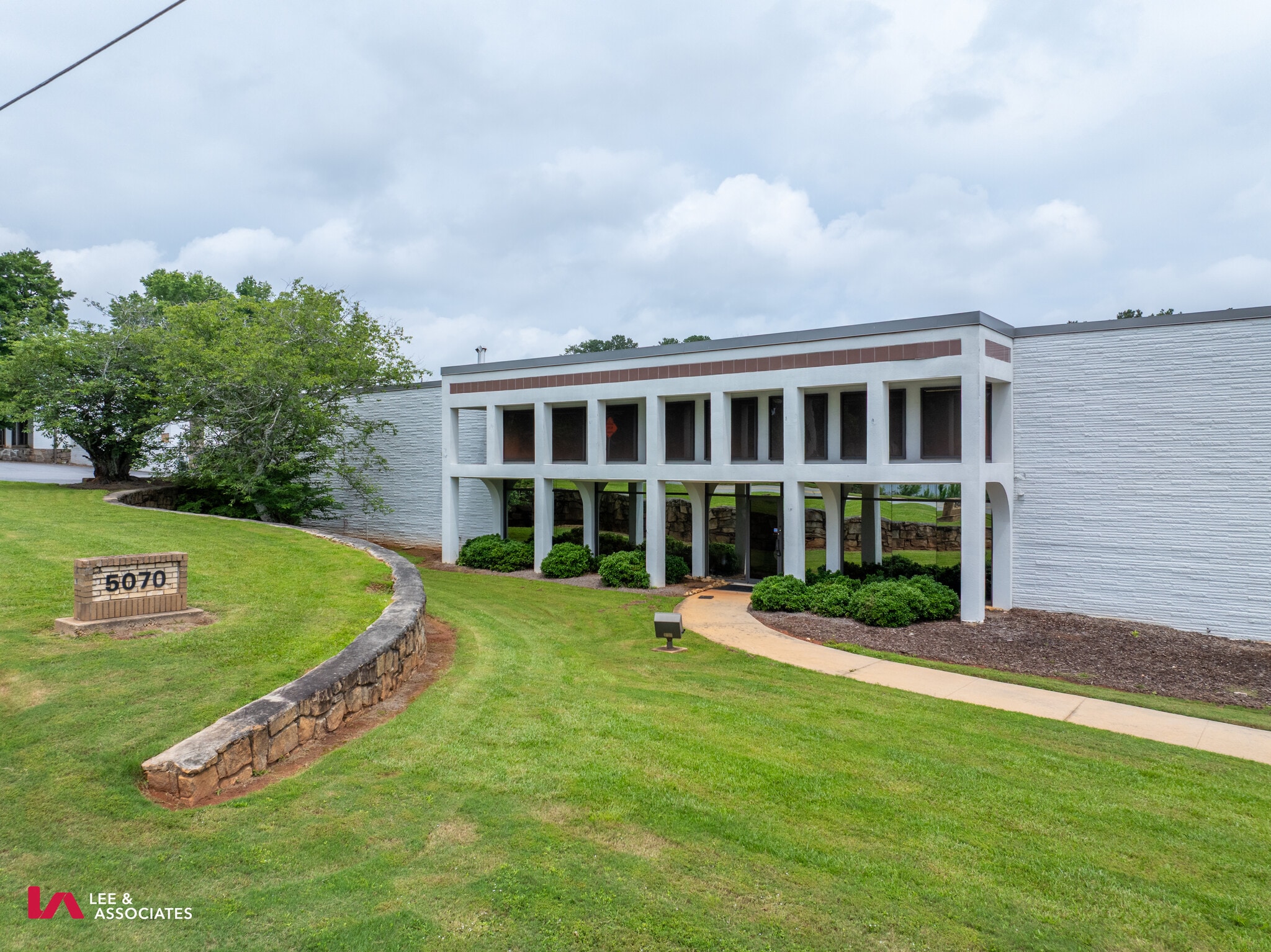 5070 Minola Dr, Stonecrest, GA for Sale