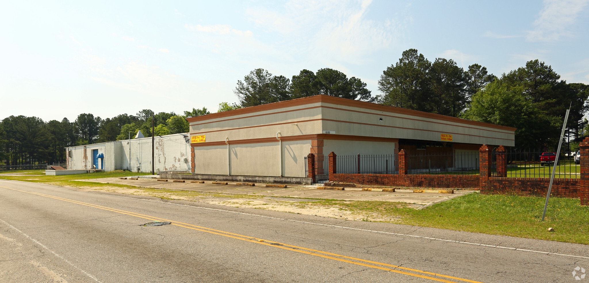 6182 N Main St, Columbia, SC for Sale