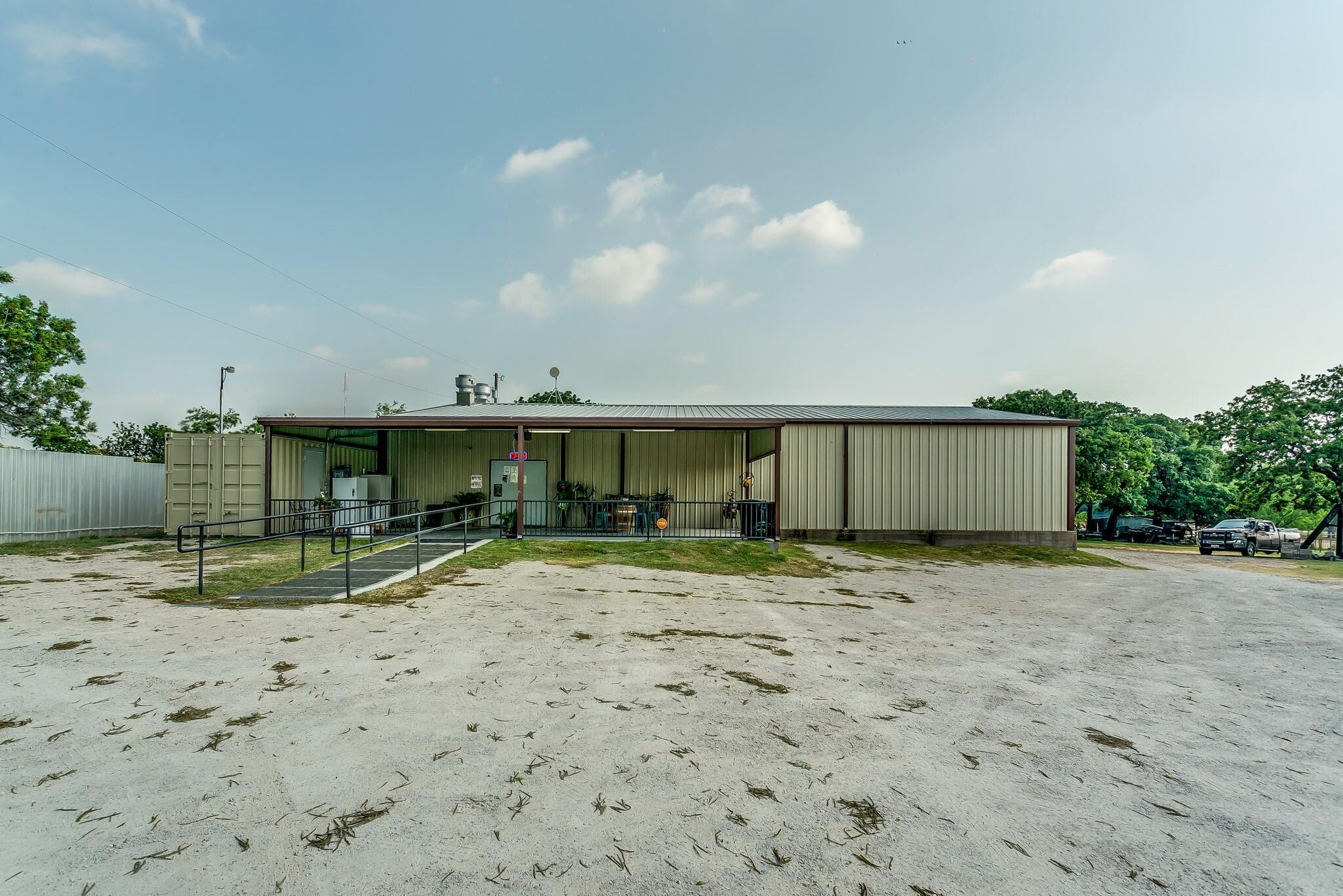 901 E Navarro Ave, De Leon, TX for Sale