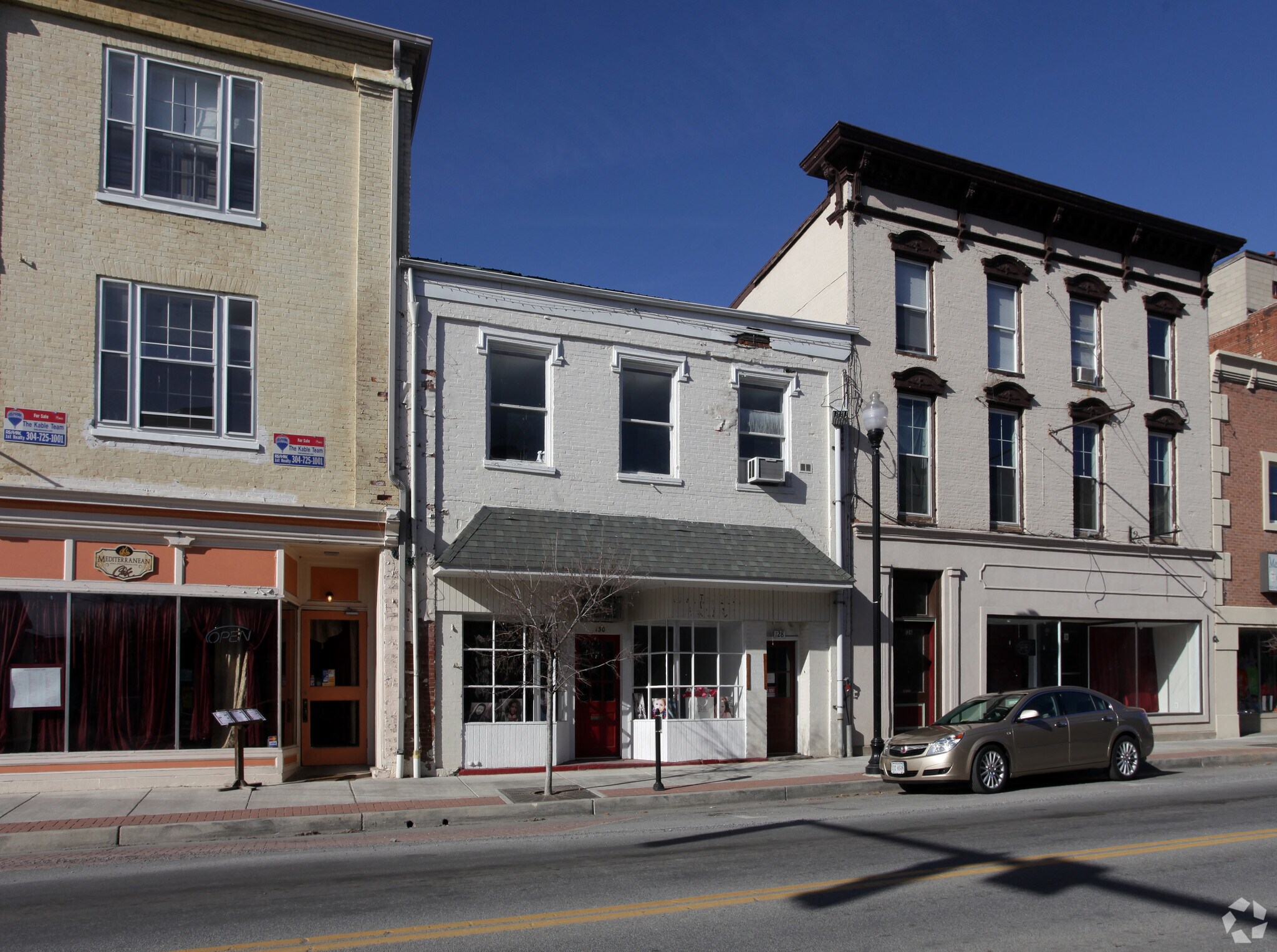 128-130 W Washington St, Charles Town, WV for Rent