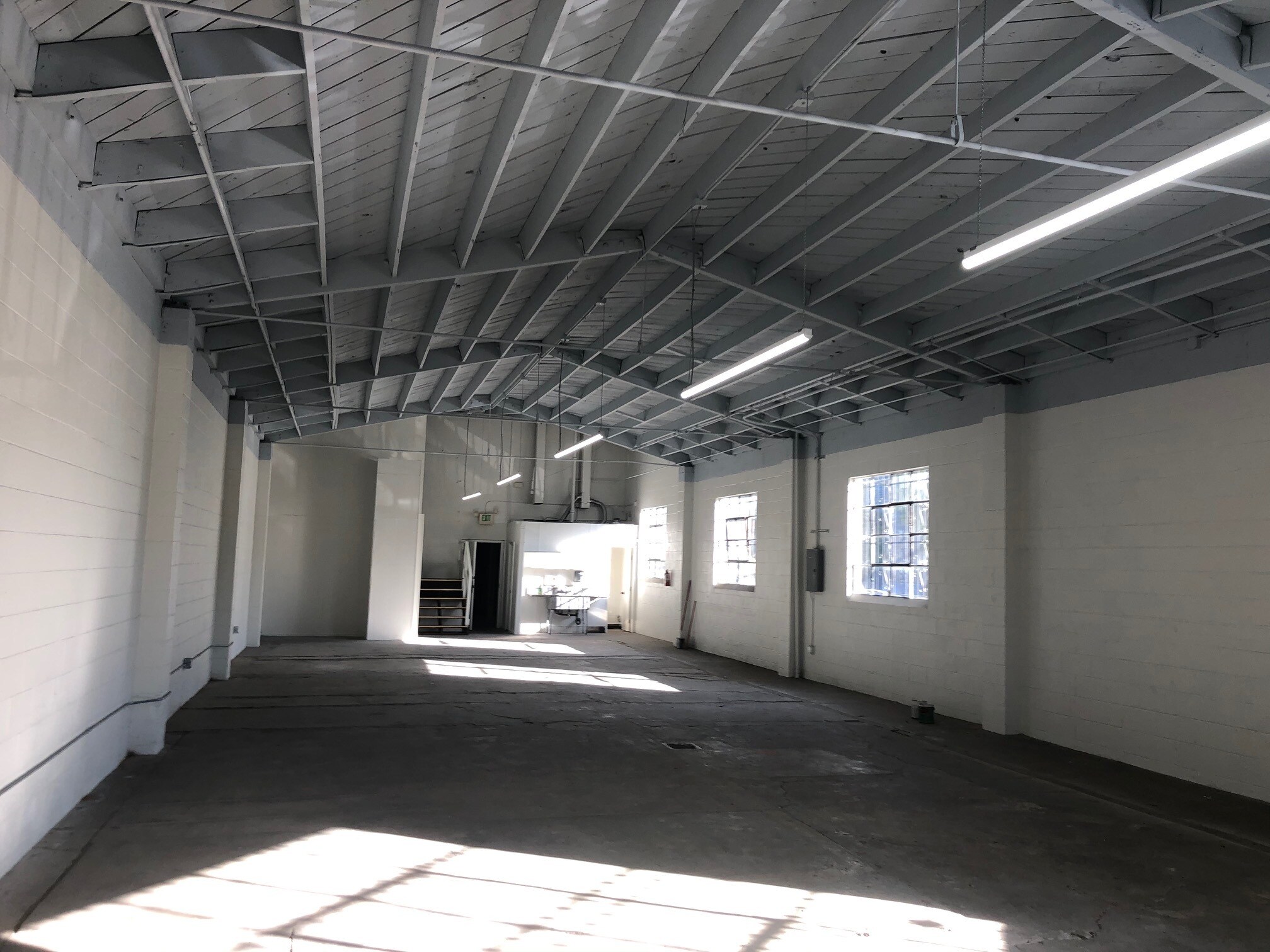 5650 W Washington Blvd, Los Angeles, CA for Rent