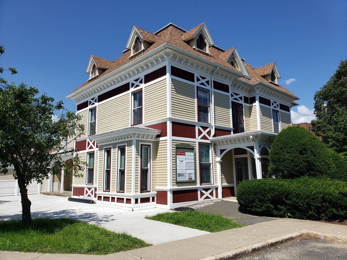 30 Boltwood Walk, Amherst, MA for Rent