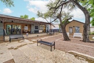 Dripping Springs, TX Retail - 330 W Mercer St