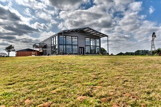 New Ulm, TX Specialty - 3561 Post Oak Point Rd