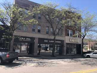 Waukegan, IL Retail - 124-126 N Genesee St