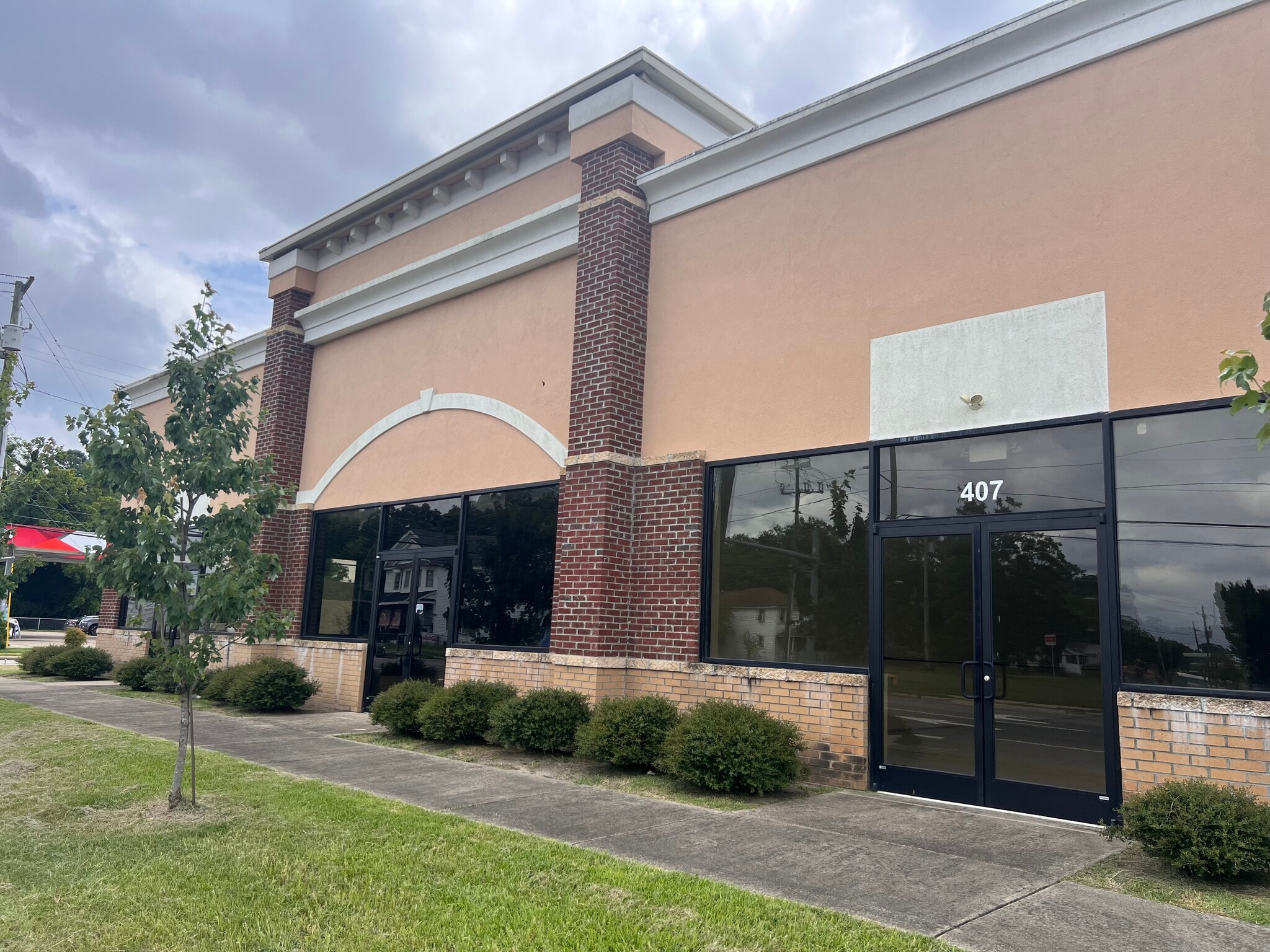 403 Gillespie St, Fayetteville, NC for Rent