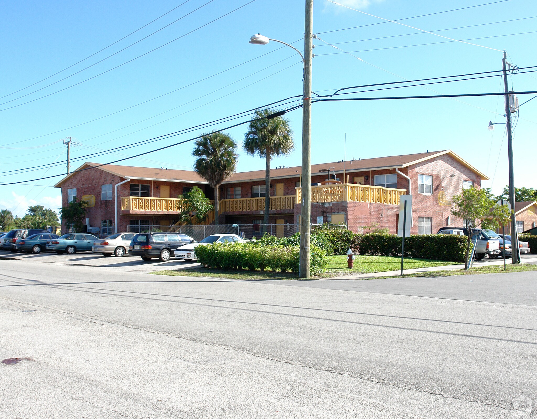 940 NW 8th Ave, Pompano Beach, FL for Sale