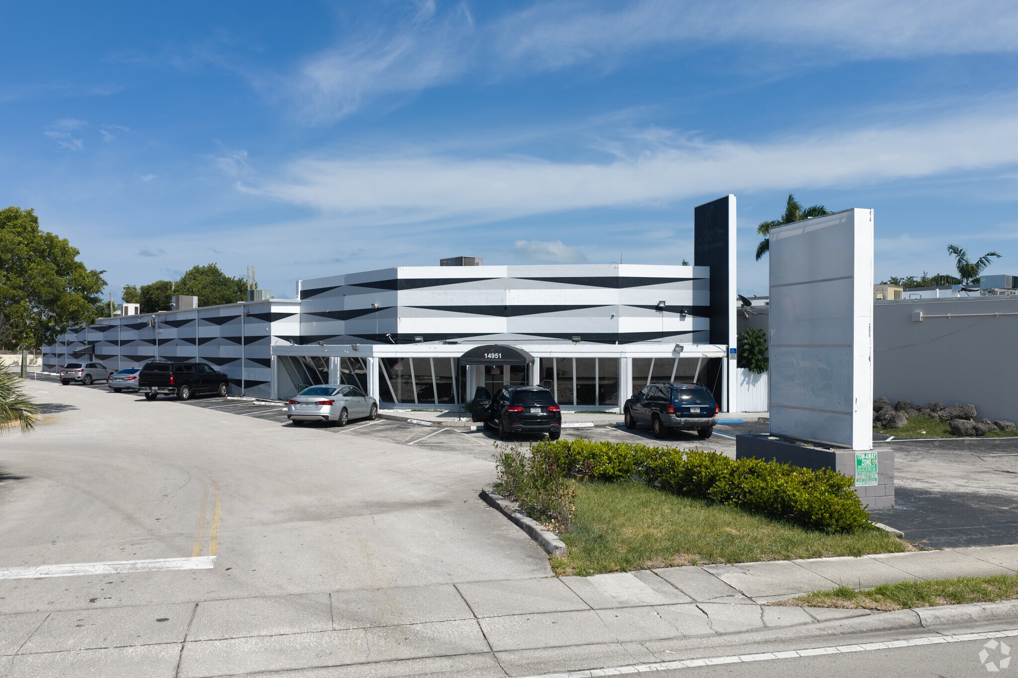 14951 S Dixie Hwy, Palmetto Bay, FL for Sale