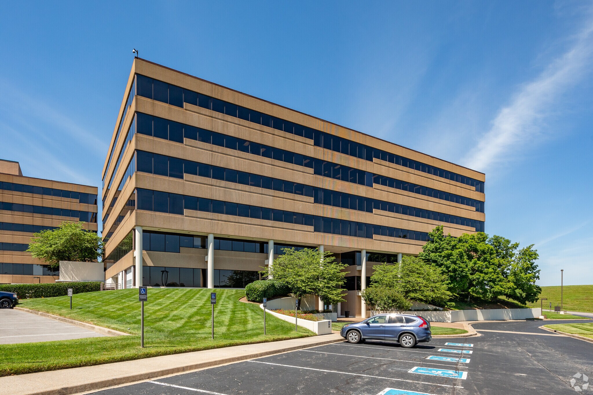 402 Bna Dr, Nashville, TN for Rent