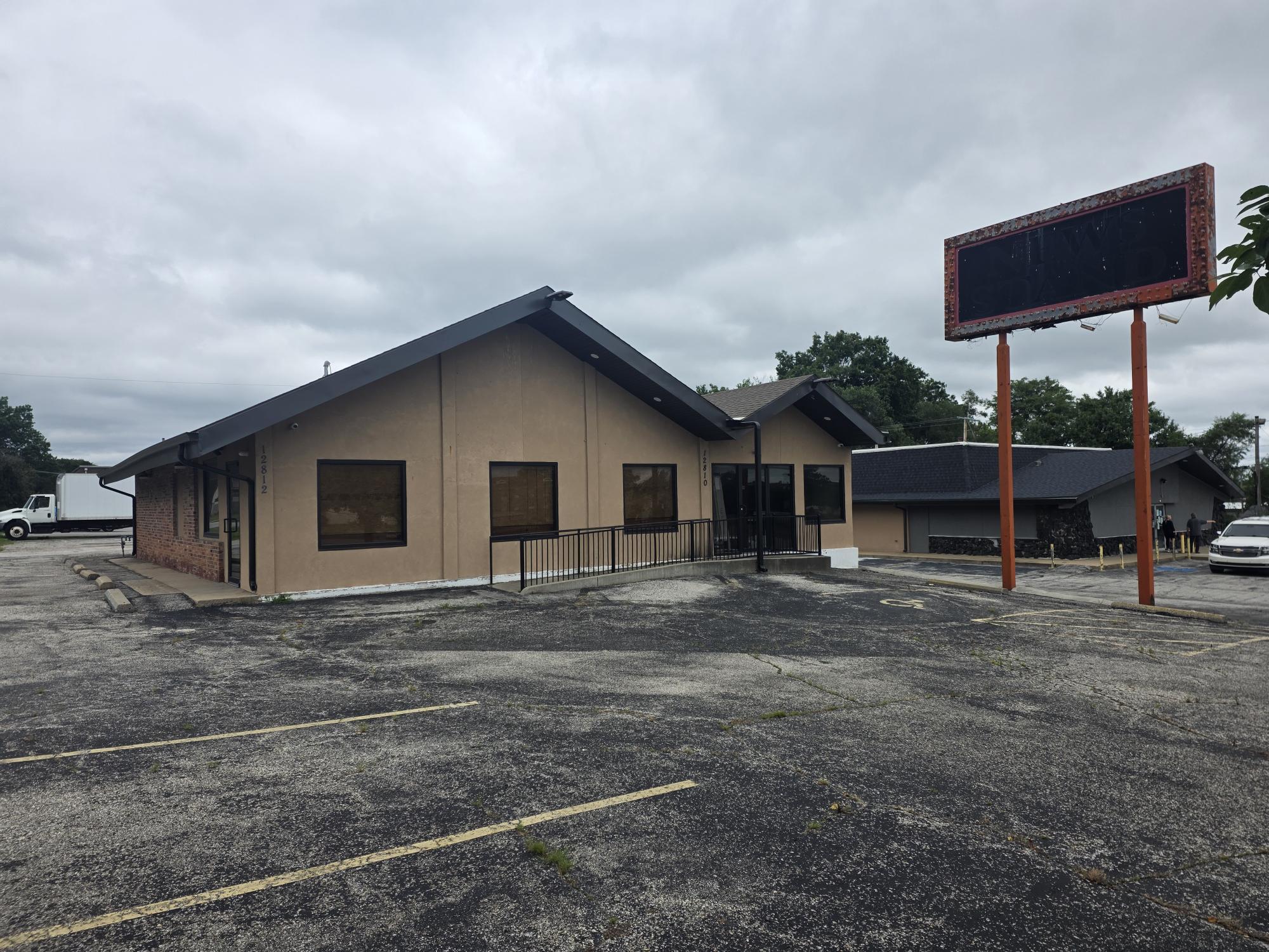 12810 S Us-71 Hwy, Grandview, MO for Sale