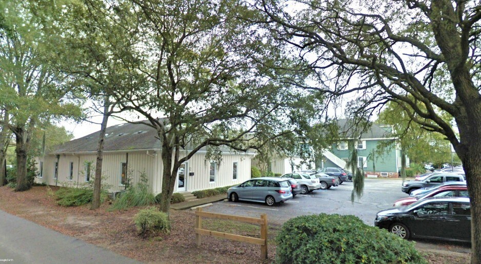 782 Johnnie Dodds Blvd, Mount Pleasant, SC for Rent