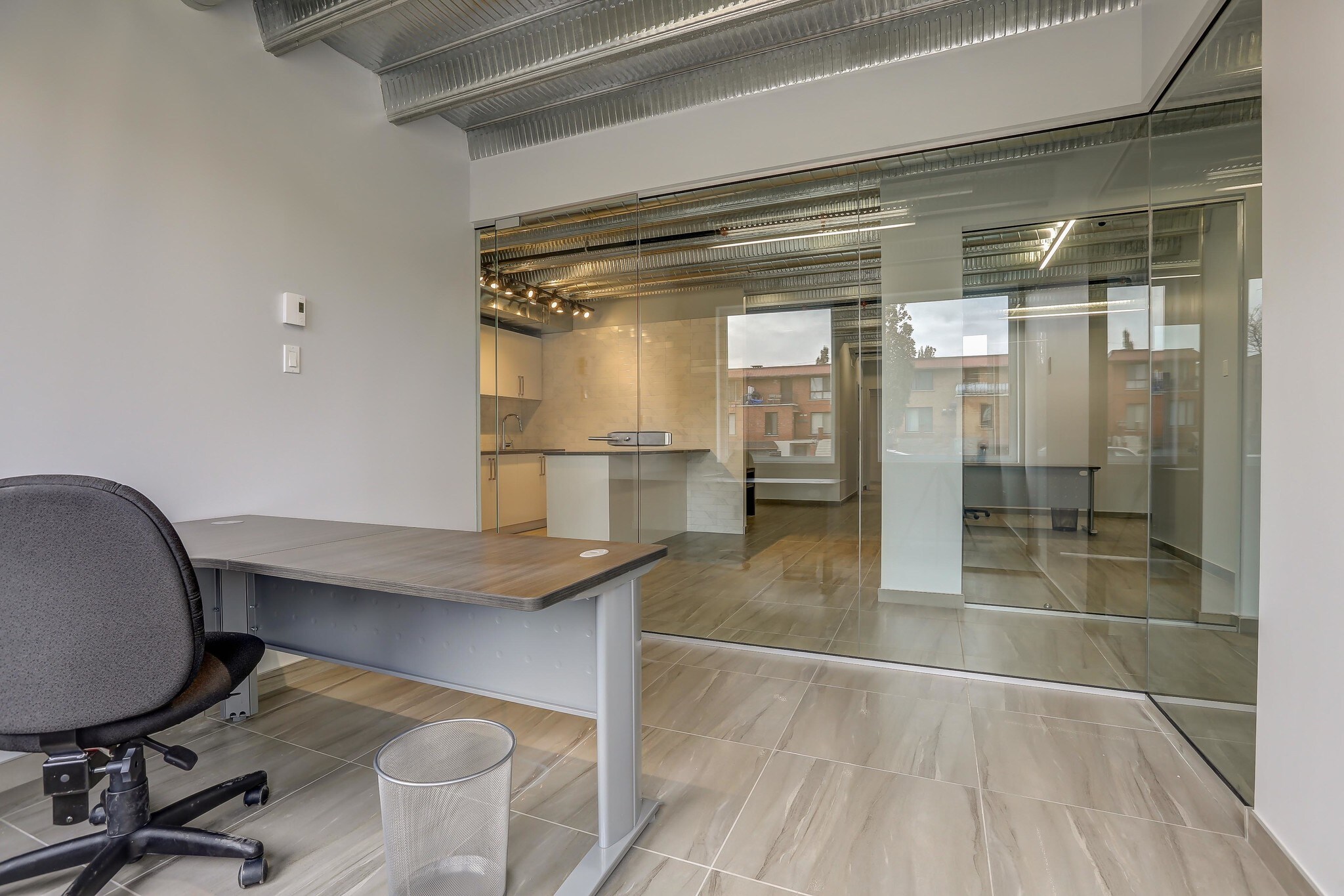 4463 Boul des Grandes-Prairies, Montréal, QC for Rent