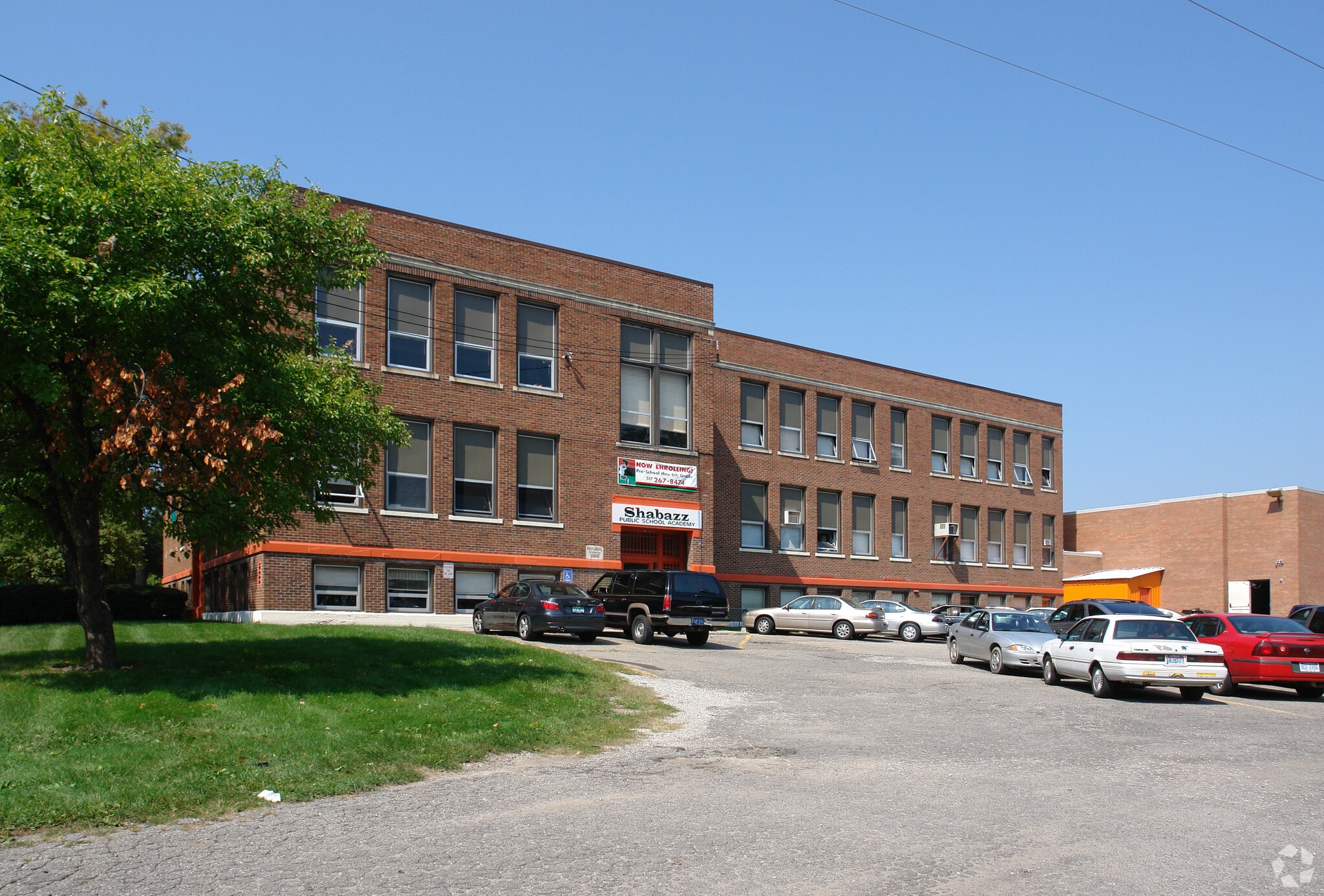 1028 W Barnes Ave, Lansing, MI for Sale