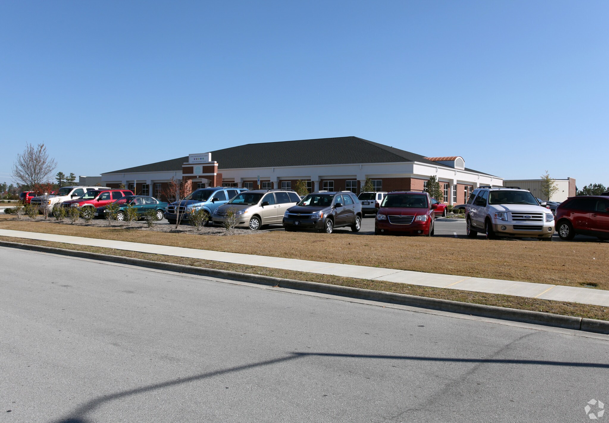 900 Dennis Rd, Jacksonville, NC for Sale