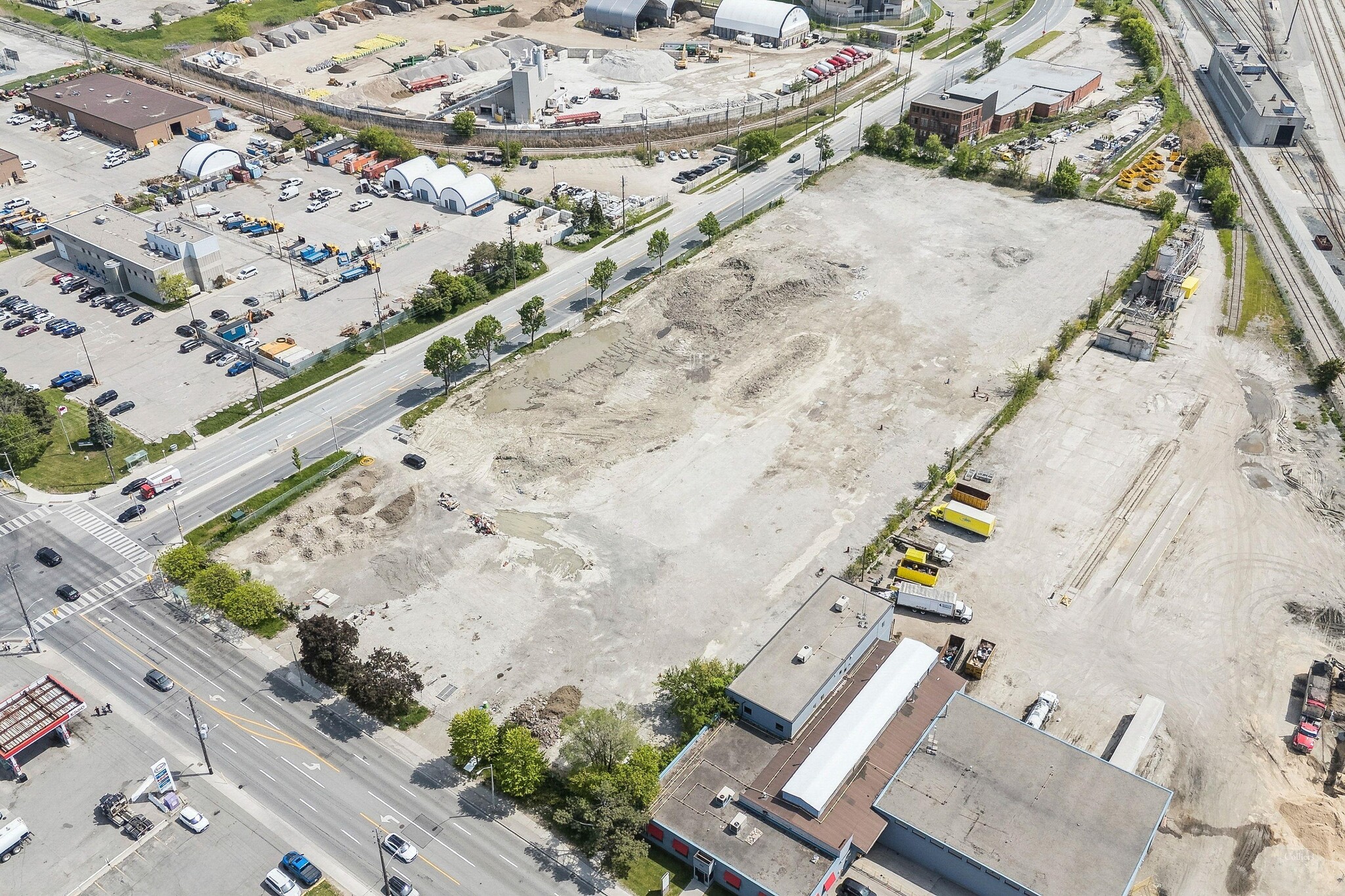 429 Kipling Av, Toronto, ON for Sale