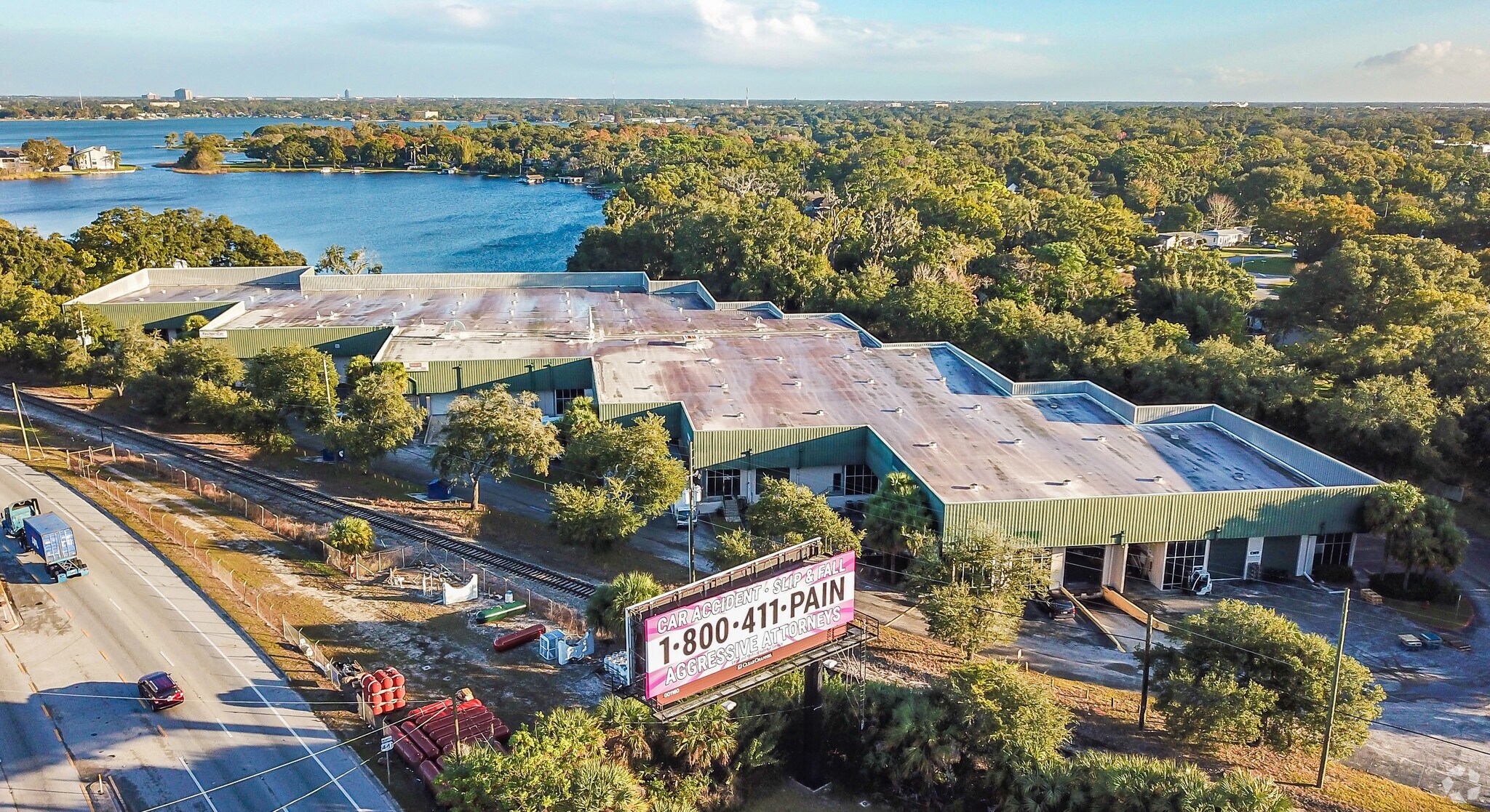 3071 N Orange Blossom Trl Orlando, FL 32804 Industrial Property for Lease on
