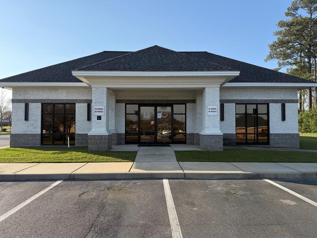 200 Medical Care Way, Dothan, AL for Rent