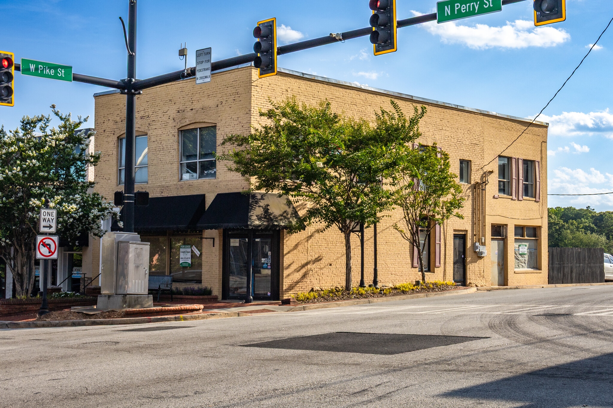 195 N Perry St, Lawrenceville, GA for Sale