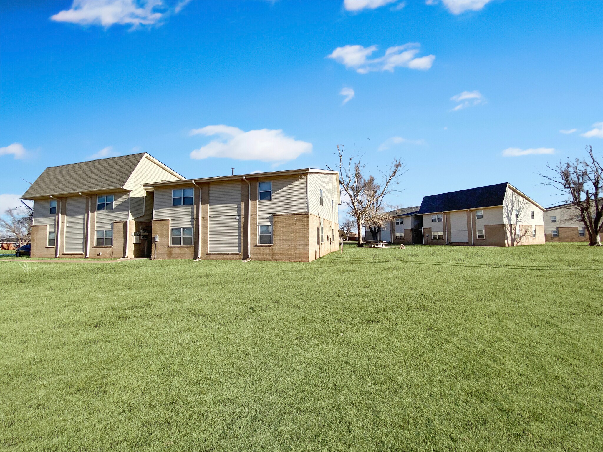 500 S Leach Ave, Watonga, OK for Sale