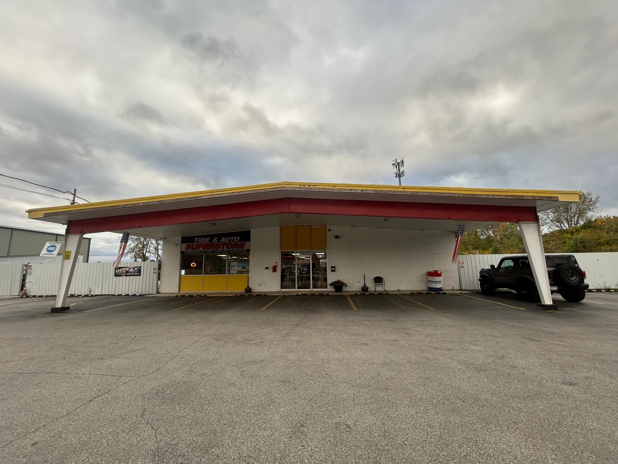 5200 Cleveland St, Merrillville, IN for Rent