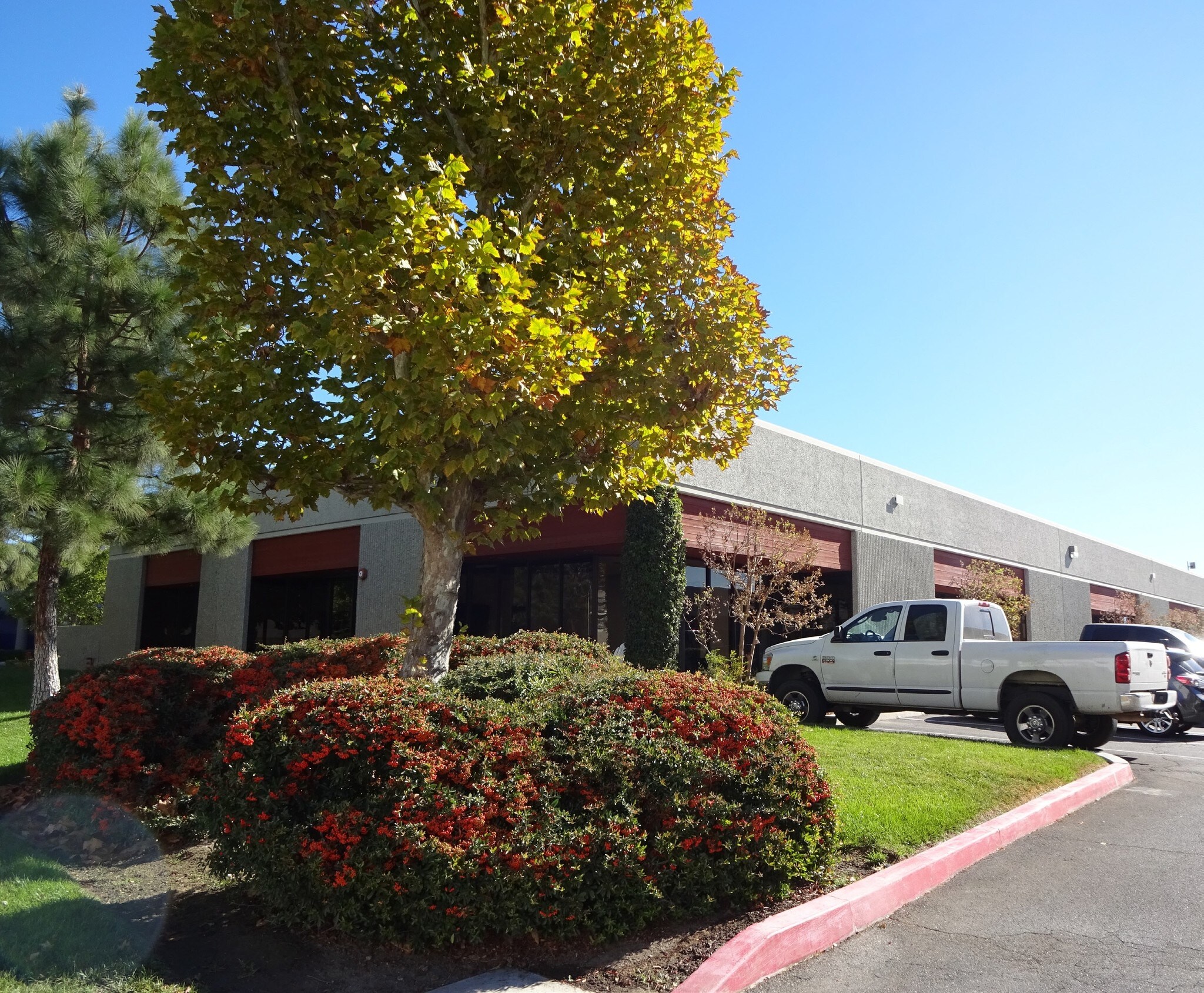 25030-25040 Avenue Tibbitts, Valencia, CA for Rent