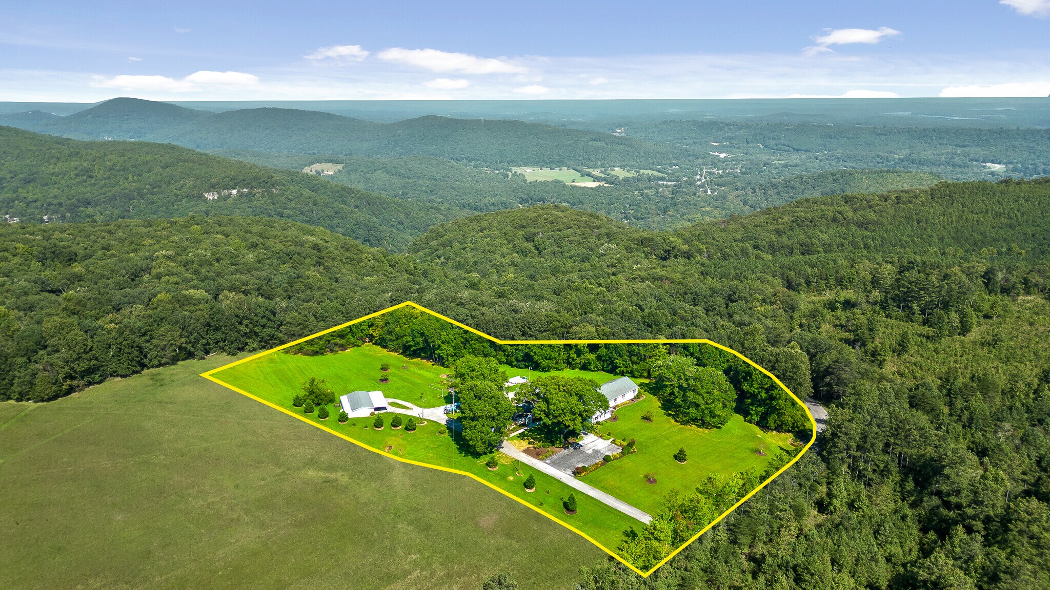 3872 Brayton Mountain Rd, Graysville, TN for Sale