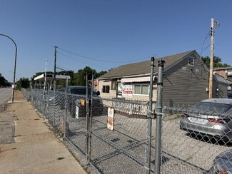 Saint Louis, MO Retail - 8827 N Broadway