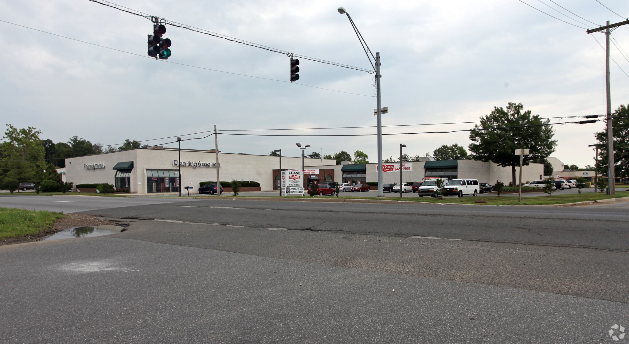 4382 Crain Hwy White Plains, MD 20695 Shopping Center Property for