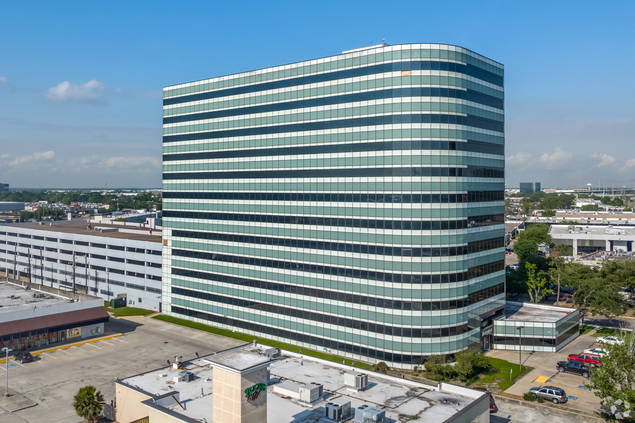 400 N Sam Houston Pky E, Houston, TX for Rent