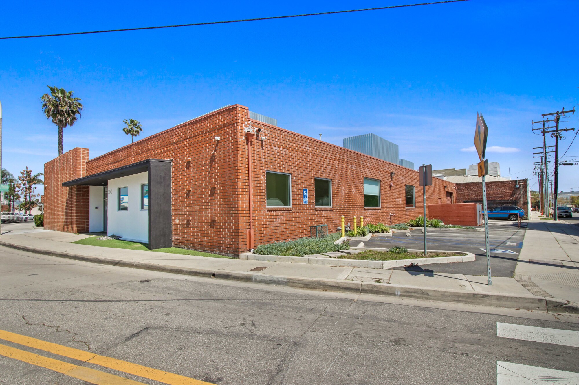 3940 Higuera St, Culver City, CA for Sale