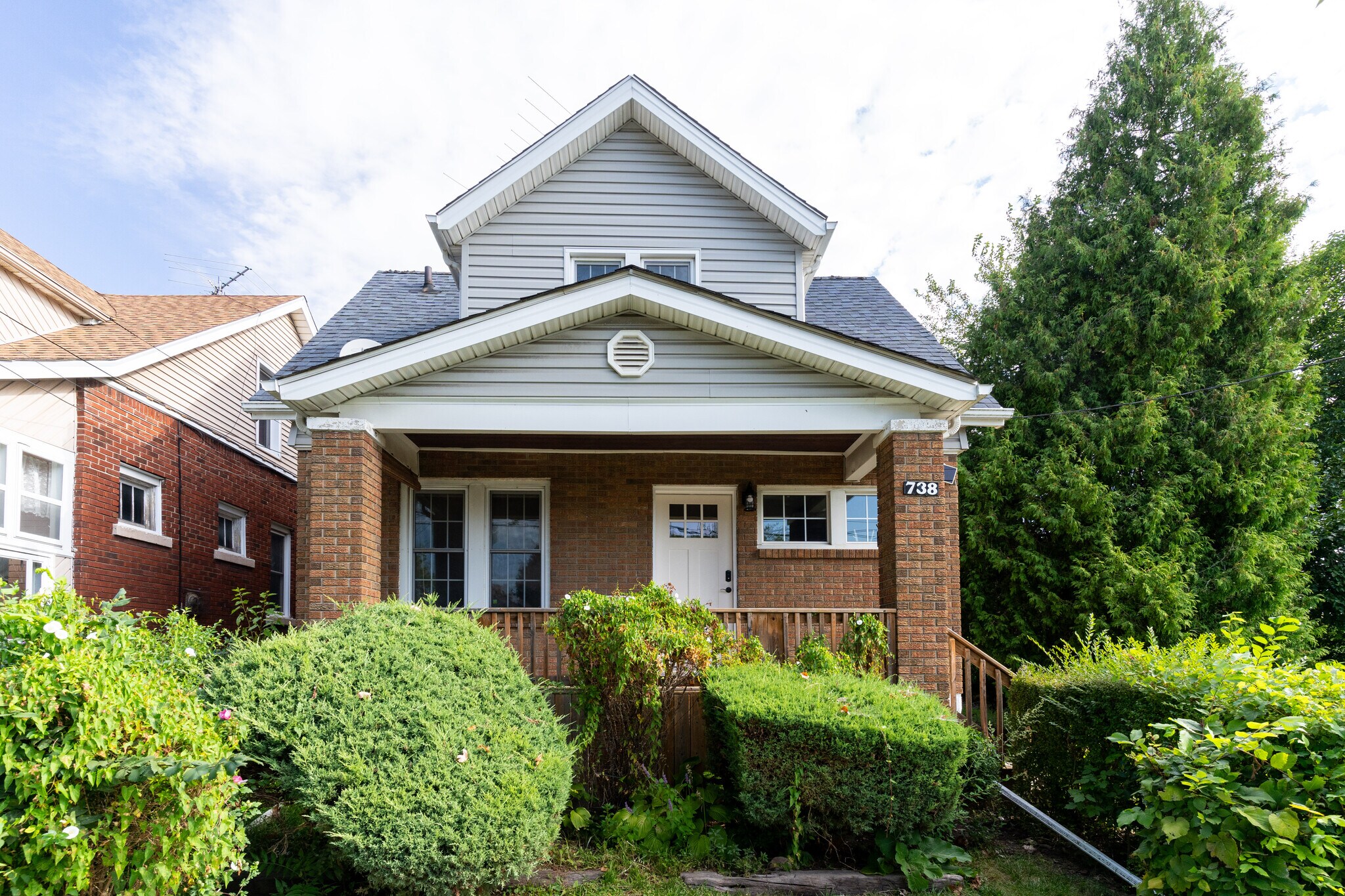 738 Brock St, Windsor, ON for Sale