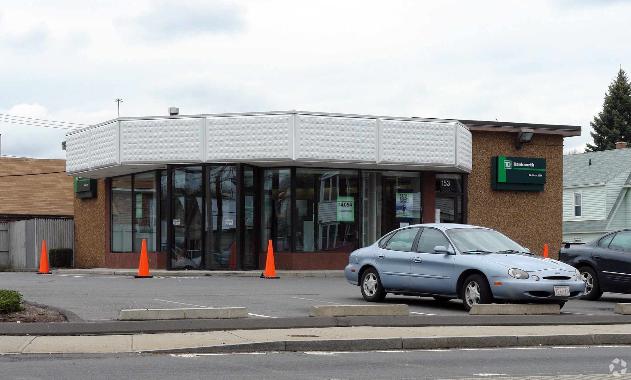 153 Meadow St, Chicopee, MA for Sale