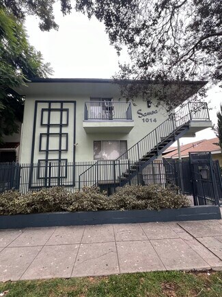 Los Angeles, CA Apartments - 1014 N Oxford Ave