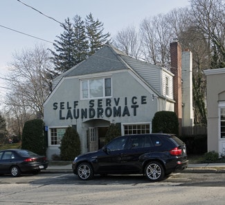 Northport, NY Storefront Retail/Residential - 20 Laurel Ave