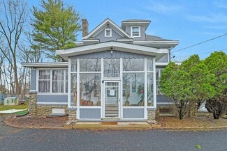 247–249 N Middletown Road