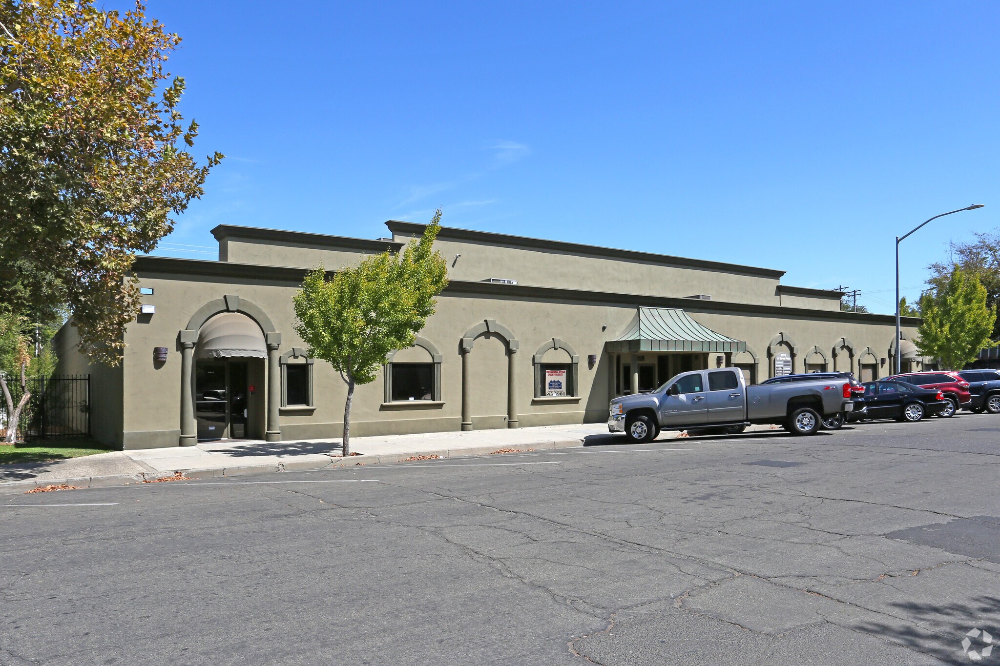 1120 13th St Modesto, CA 95354 Office Property for Lease on