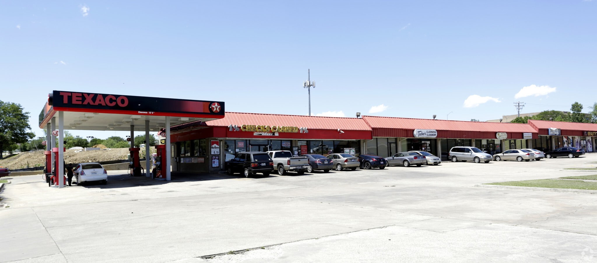 397 E Southwest Pky, Lewisville, TX for Rent