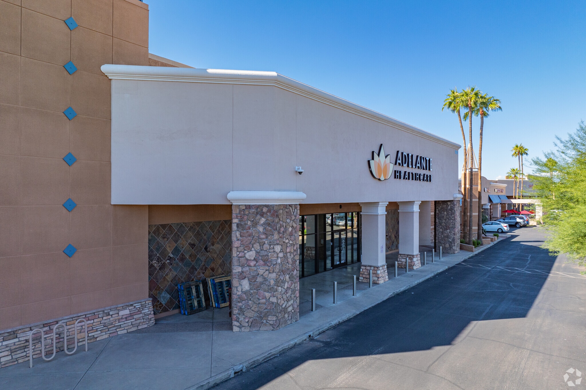 9620 N Metro Pky SW, Phoenix, AZ for Sale