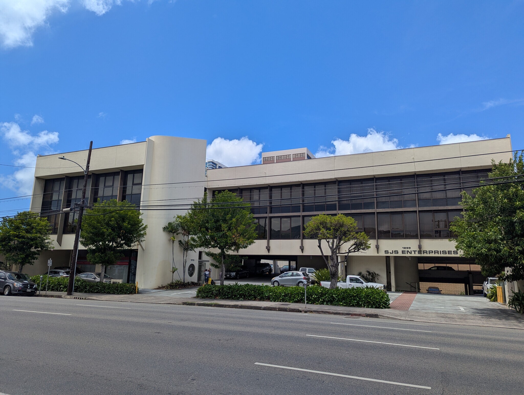 1297-1313 S Beretania St, Honolulu, HI for Rent