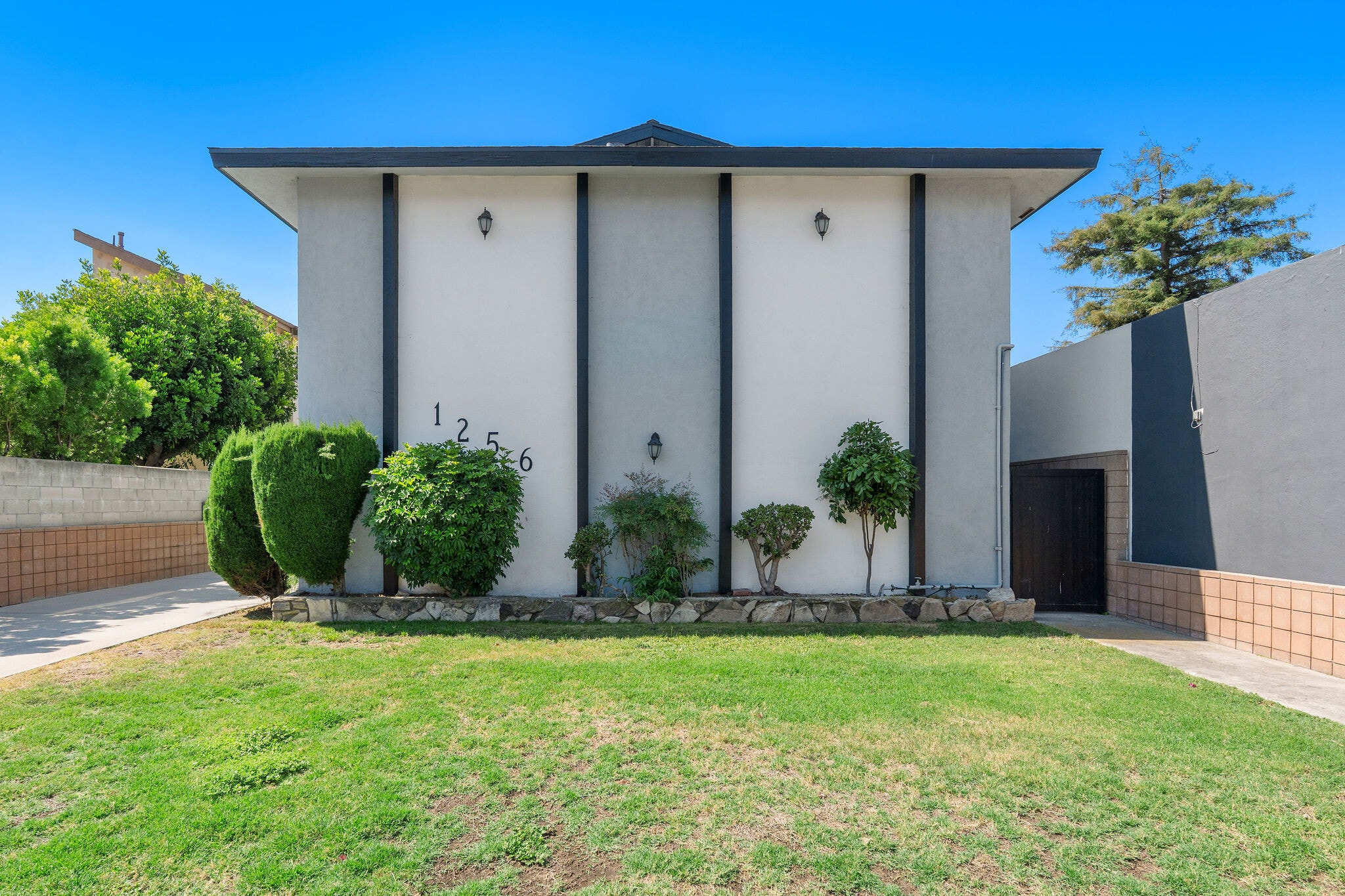 1256 W Gardena Blvd, Gardena, CA for Sale