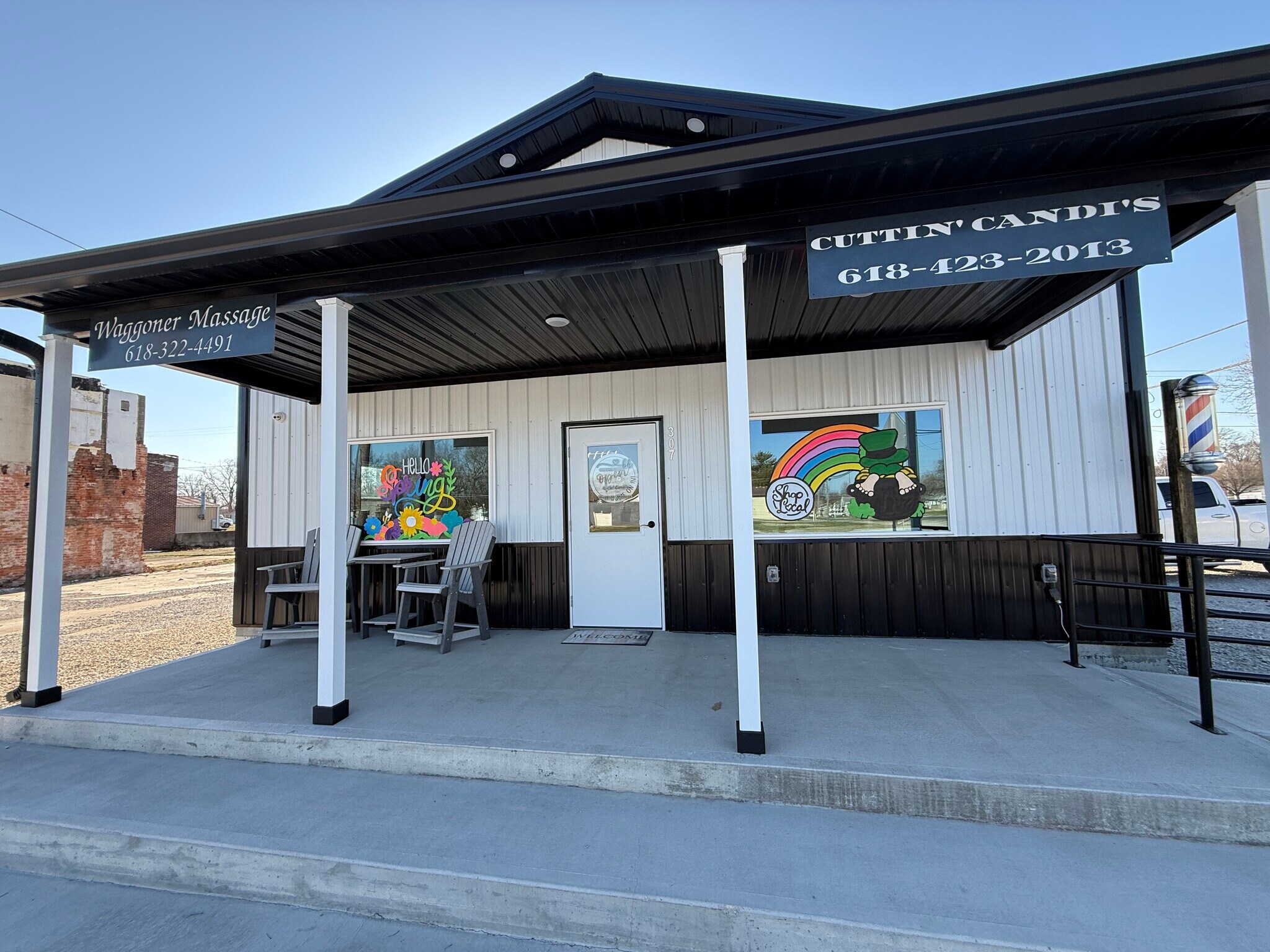 307 S Superior St, Ramsey, IL for Sale